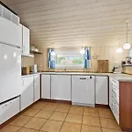Ferienhaus 3 Bedroom Cozy In *